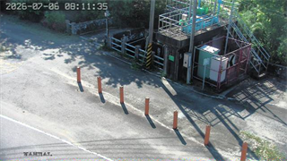 行耕橋右岸旁