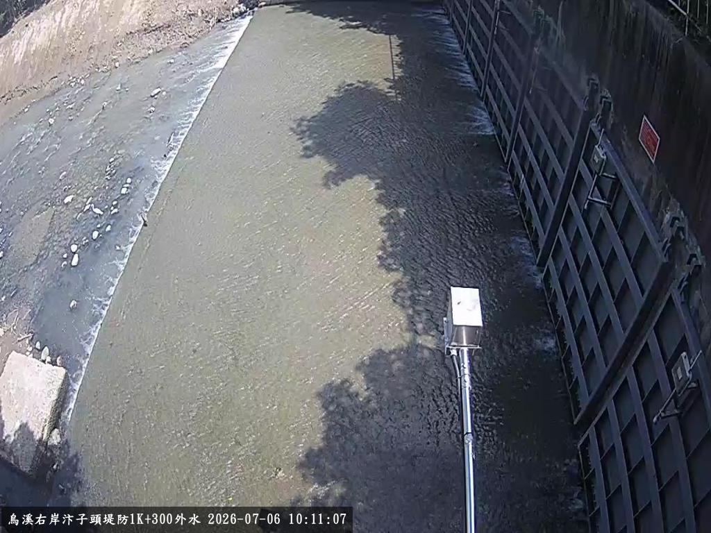 烏溪右岸汴子頭堤防1K+300