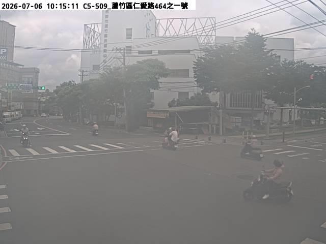 蘆竹區仁愛路464之一號前