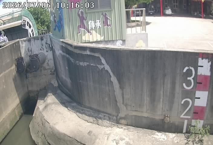 永安宮前