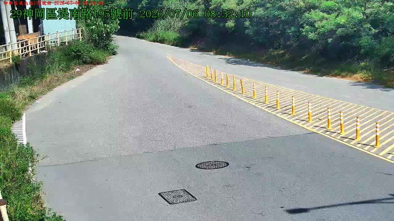 神岡區堤南路195號前