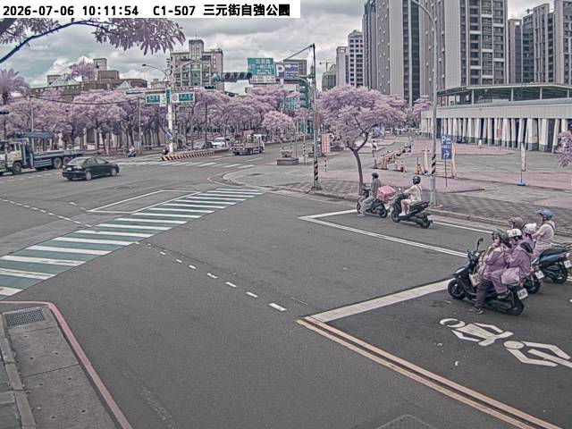 桃園區三民路386號前