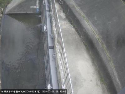 貓羅溪右岸營盤口堤防1K+400(水門)